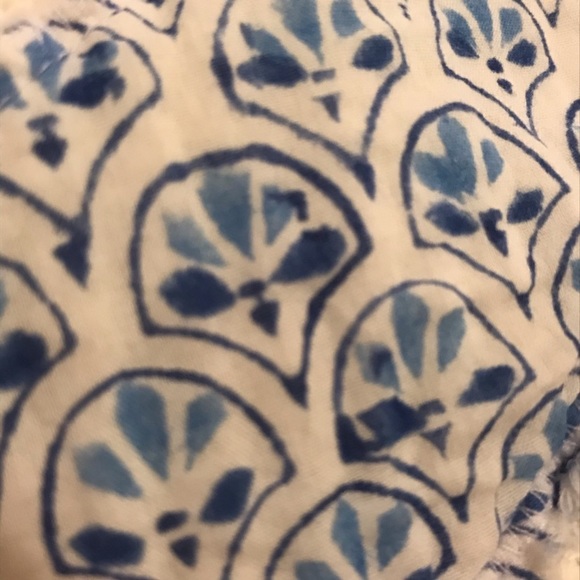 NWOT Erin Made “Good Vibes” Distressed Crop Sweater - Picture 2 of 5